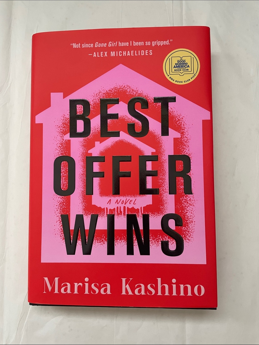 Best Offer Wins Hardcover - Marisa Kashino